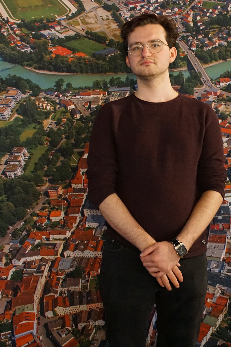 Aron Triller